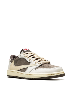 Travis Scott Air Jordan 1 Low OG Sneakers