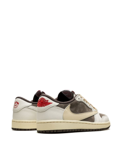 Travis Scott Air Jordan 1 Low OG Sneakers