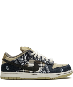 Travis Scott SB Dunk Low sneakers